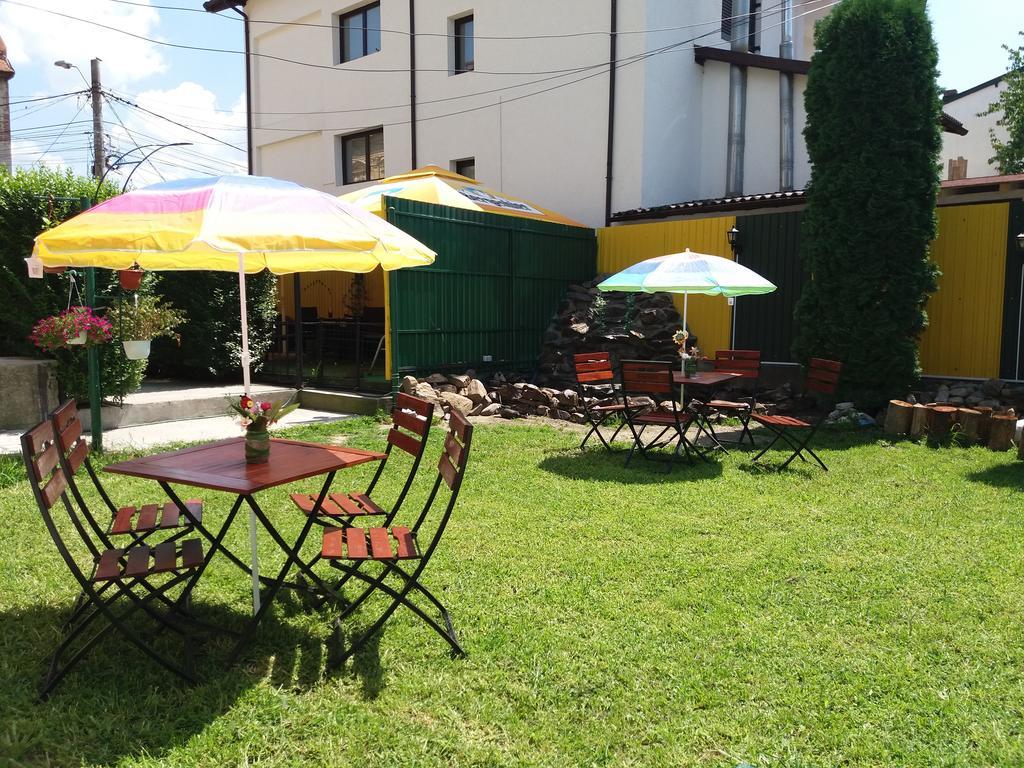 Hotel Casa Ariana Curtea de Argeş Exteriér fotografie