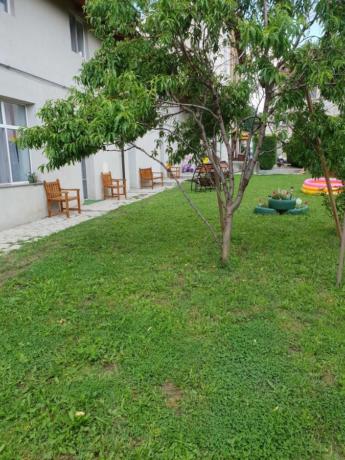 Hotel Casa Ariana Curtea de Argeş Exteriér fotografie